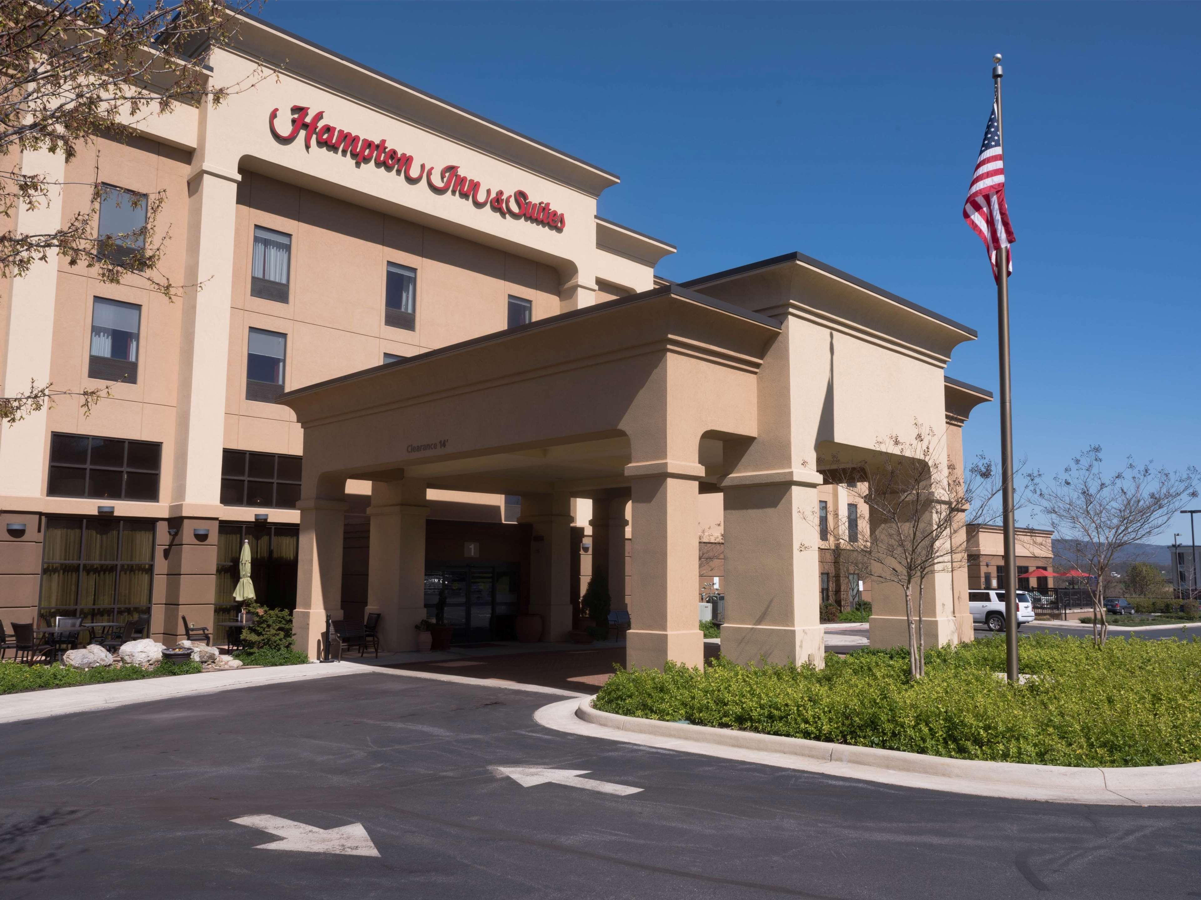 Hampton Inn And Suites Woodstock, Virginia Exterior photo